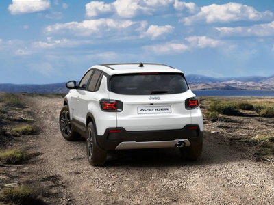 Jeep Avenger full-electric Summit fwd 156cv auto (2)