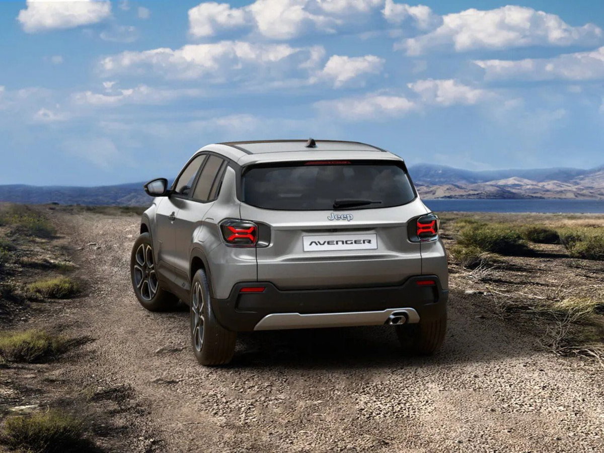 Jeep Avenger full-electric Summit fwd 156cv auto (2)