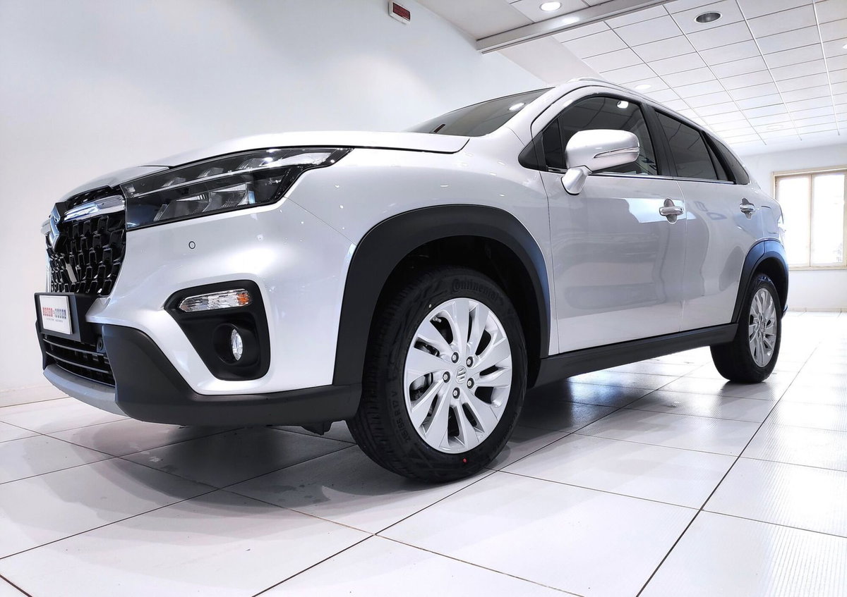 Suzuki S-Cross 1.4 Hybrid 4WD AllGrip A/T Starview (14)