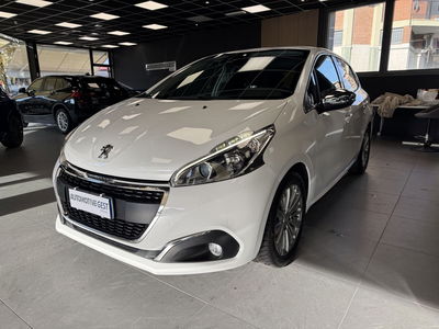 Peugeot 208 82 5 porte Touch usata