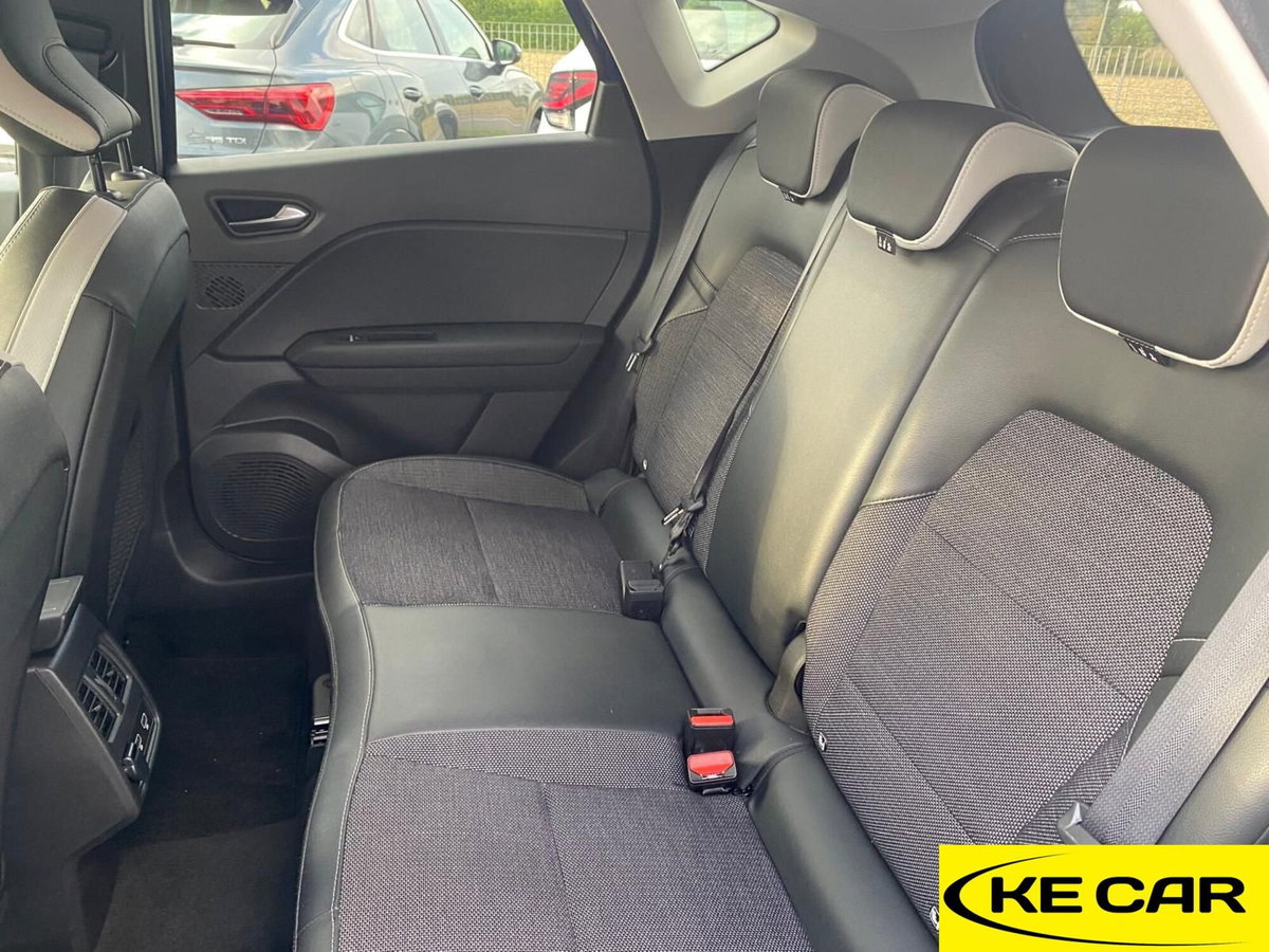 Renault Captur TCe 90 CV Techno (11)