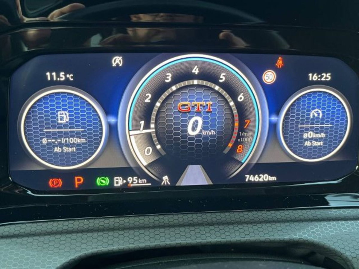 Volkswagen Golf 2.0 TSI GTI DSG Clubsport 45 (14)