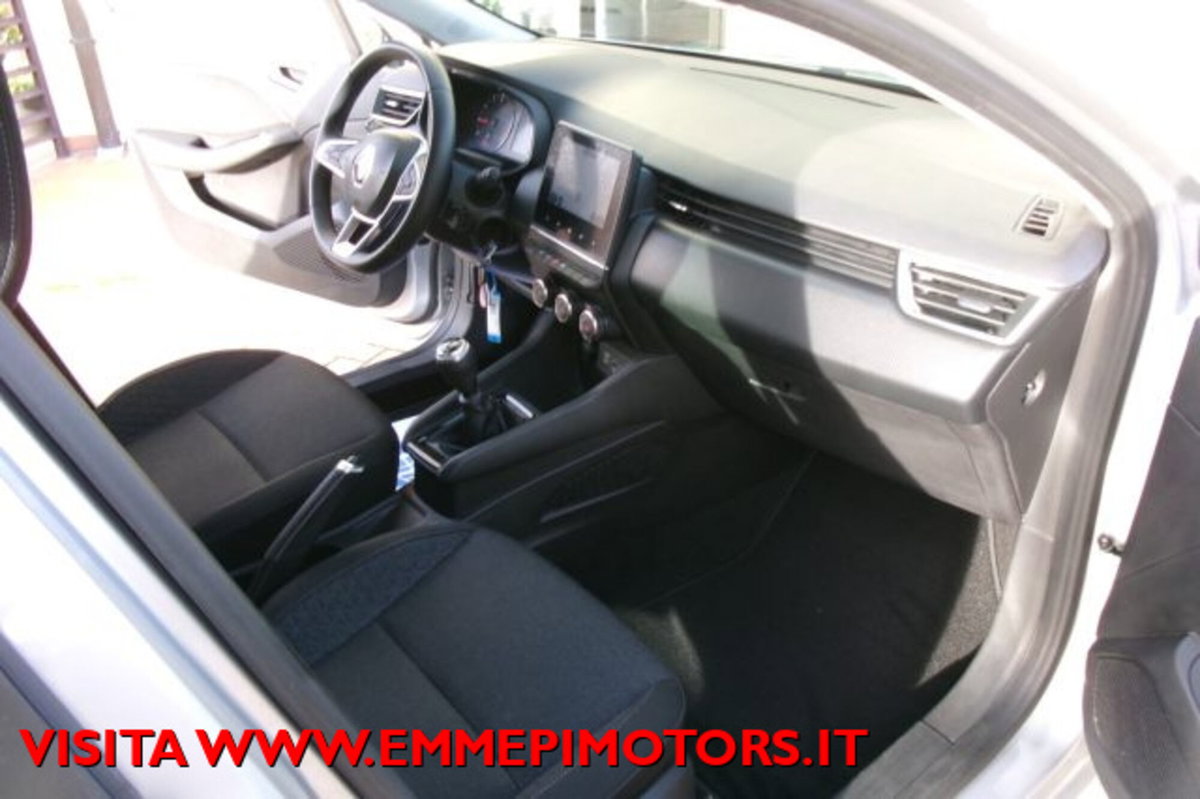 Renault Clio TCe 90 CV 5 porte Business (12)