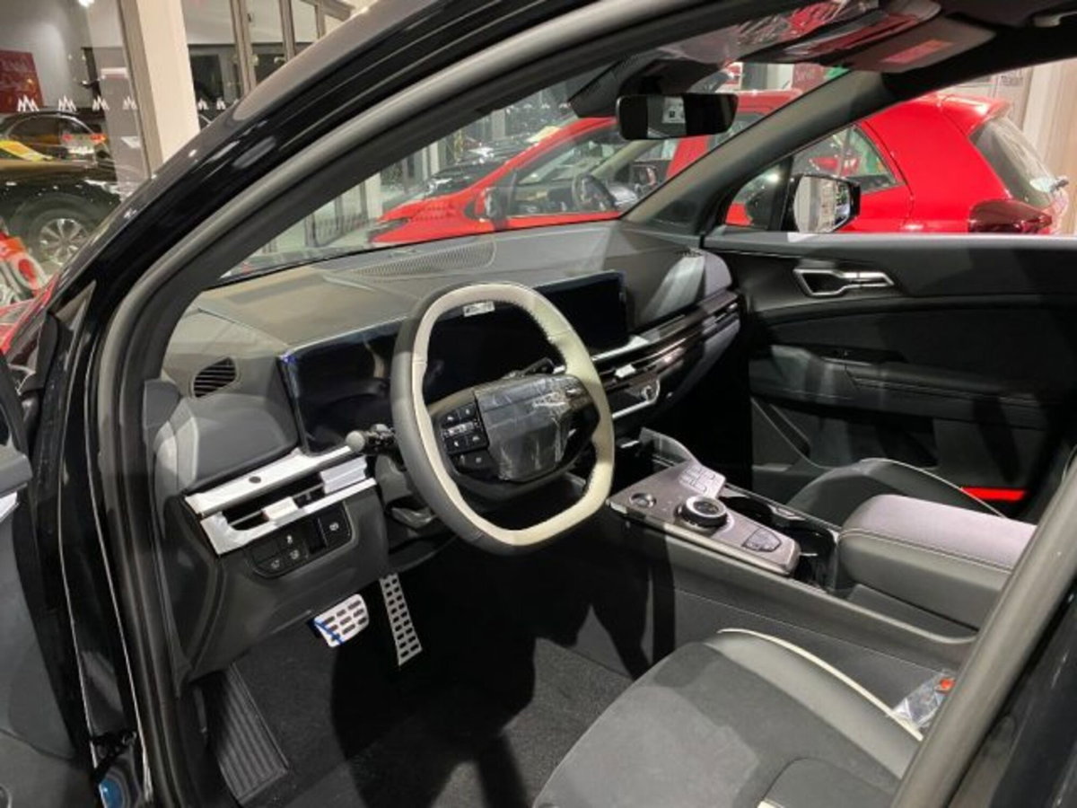 Kia Sportage 1.6 TGDi HEV AT GT-line Plus (7)