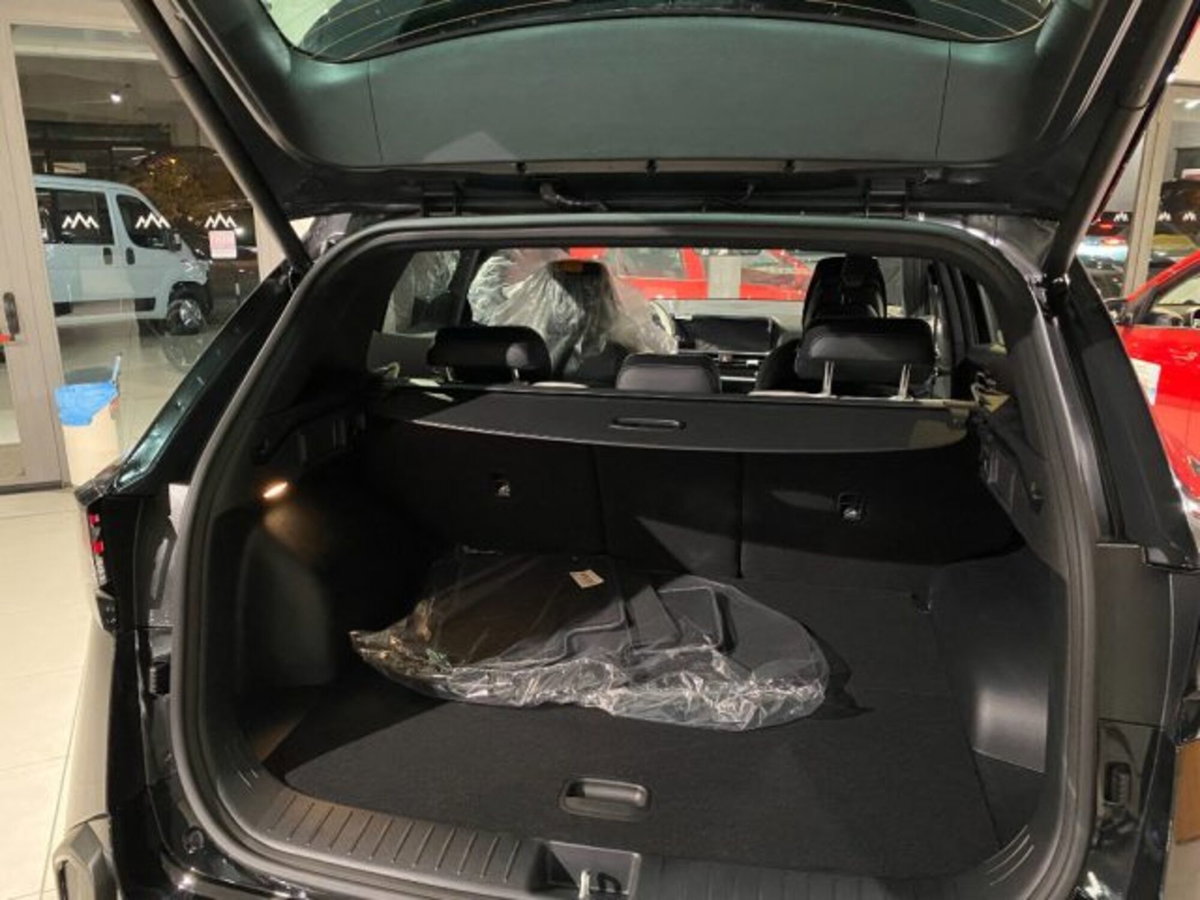 Kia Sportage 1.6 TGDi HEV AT GT-line Plus (9)