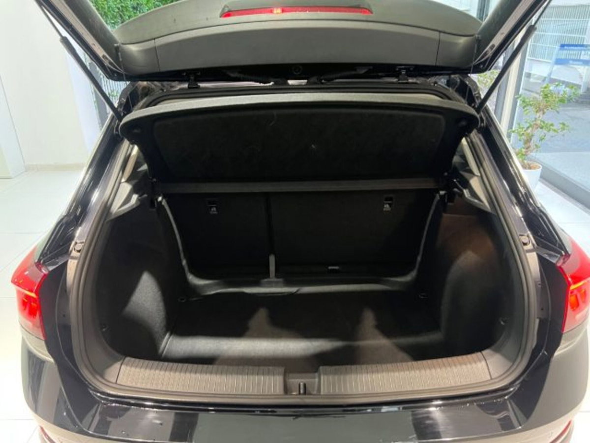 Volkswagen T-Roc 1.0 TSI Style (19)