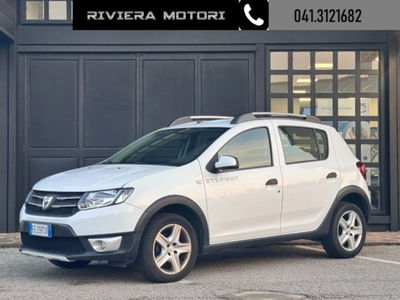 Dacia Sandero 0.9 TCe 12V TurboGPL 90CV Start&Stop Ambiance usata