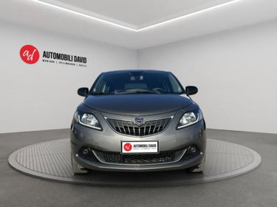 Lancia Ypsilon 1.0 FireFly 5 porte S&S Hybrid Ecochic Silver (5)