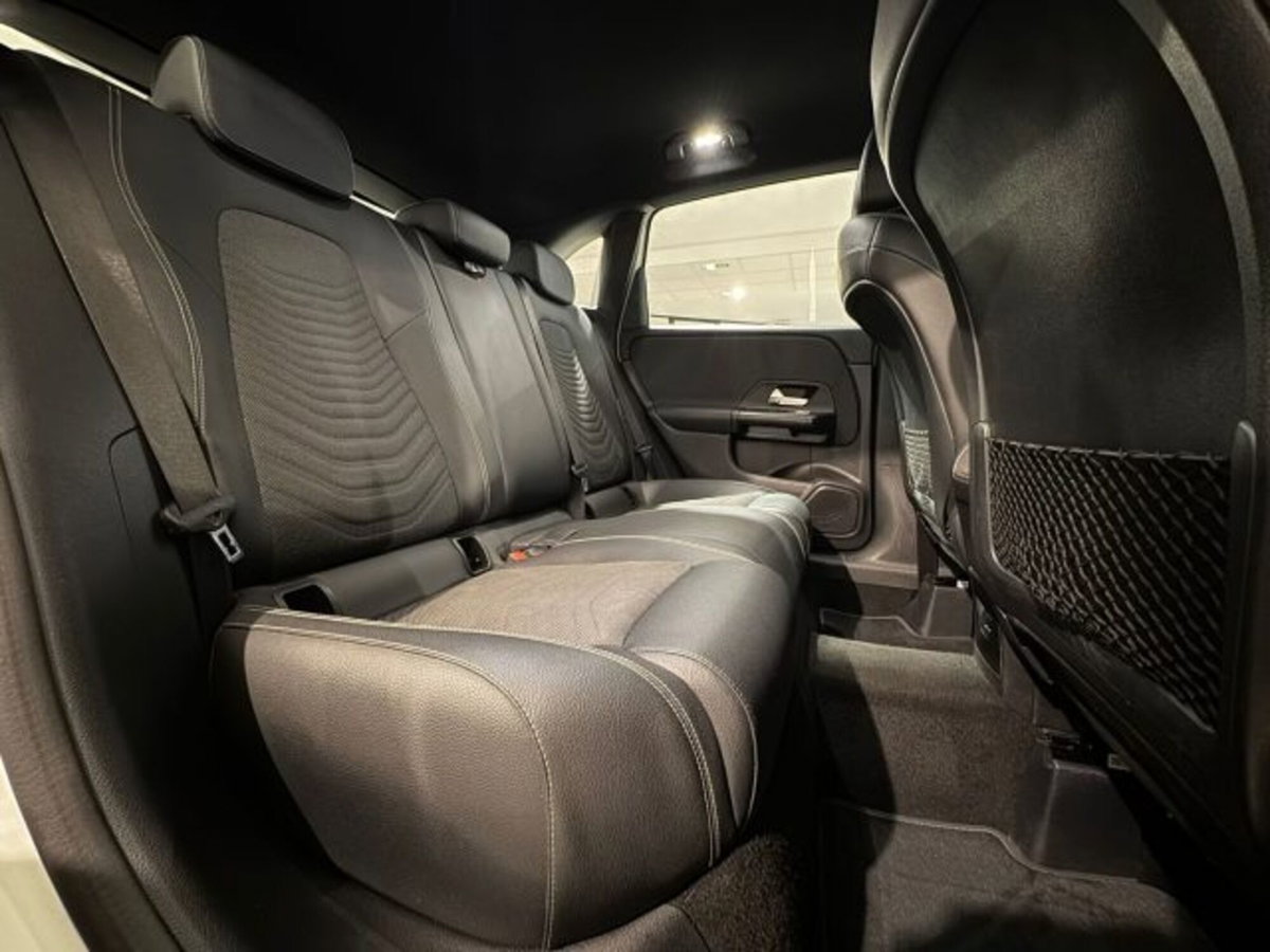 Mercedes-Benz Classe B 180 d Advanced auto (12)