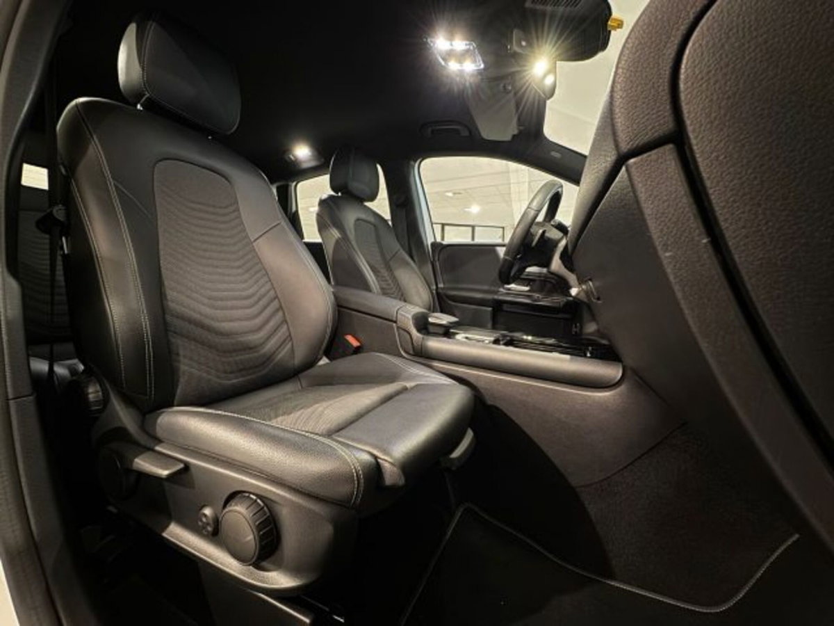 Mercedes-Benz Classe B 180 d Advanced auto (13)