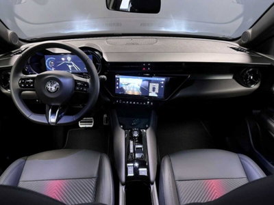 Alfa Romeo Junior 1.2 ibrida Speciale 145cv edct6 (17)