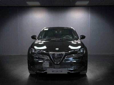 Alfa Romeo Junior 1.2 ibrida Speciale 145cv edct6 (2)