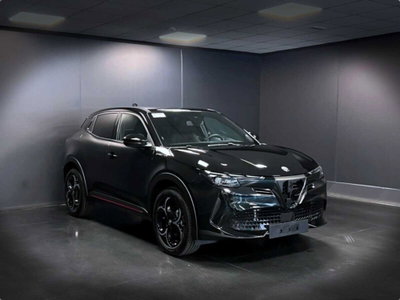 Alfa Romeo Junior 1.2 ibrida Speciale 145cv edct6 (3)