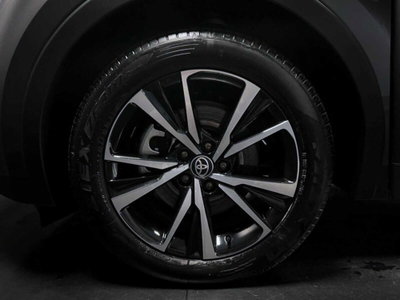 Toyota Toyota C-HR 2.0 phev Trend fwd e-cvt (12)