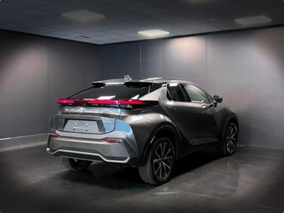 Toyota Toyota C-HR 2.0 phev Trend fwd e-cvt (4)