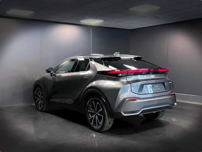Toyota Toyota C-HR 2.0 phev Trend fwd e-cvt (6)