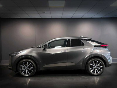 Toyota Toyota C-HR 2.0 phev Trend fwd e-cvt (7)
