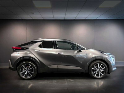 Toyota Toyota C-HR 2.0 phev Trend fwd e-cvt (8)