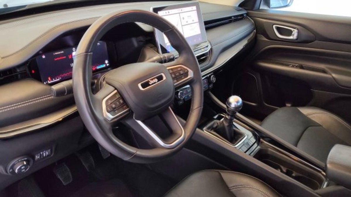 Jeep Compass 1.6 Multijet II 2WD S (7)