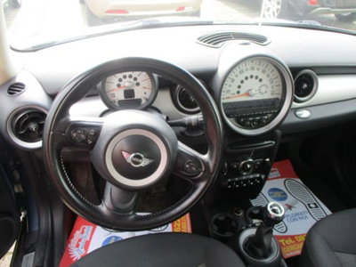 MINI Mini 1.6 16V One (72kW) (9)