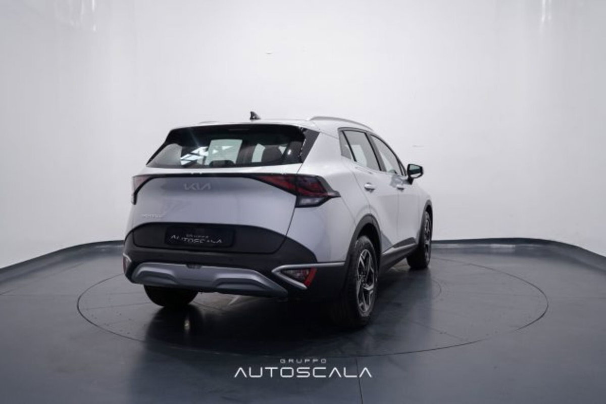 Kia Sportage 1.6 crdi mhev Business dct (6)