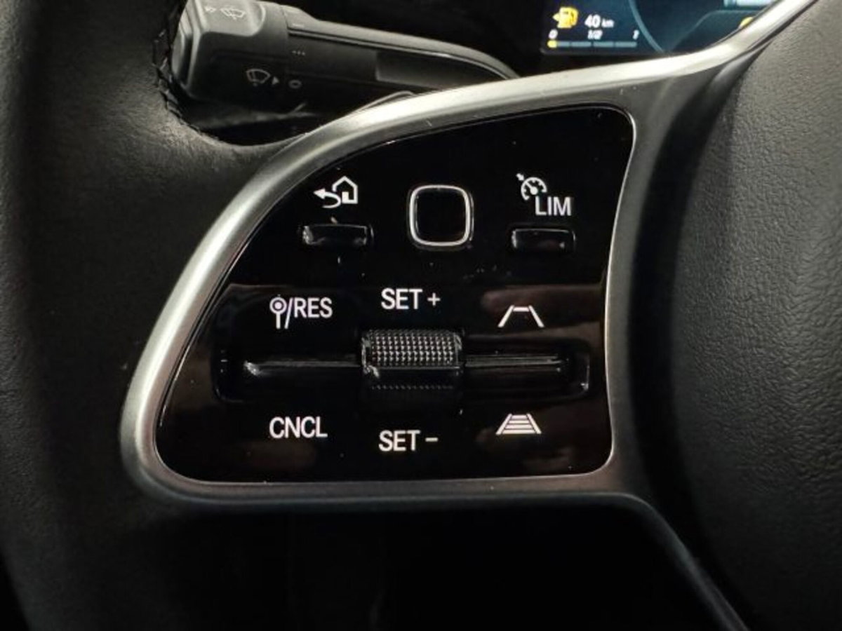 Mercedes-Benz CLA 200 d Automatic Business (15)