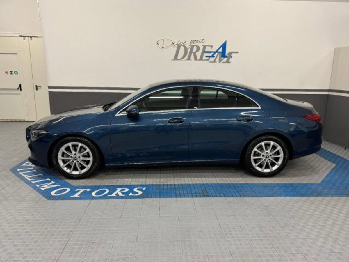 Mercedes-Benz CLA 200 d Automatic Business (17)