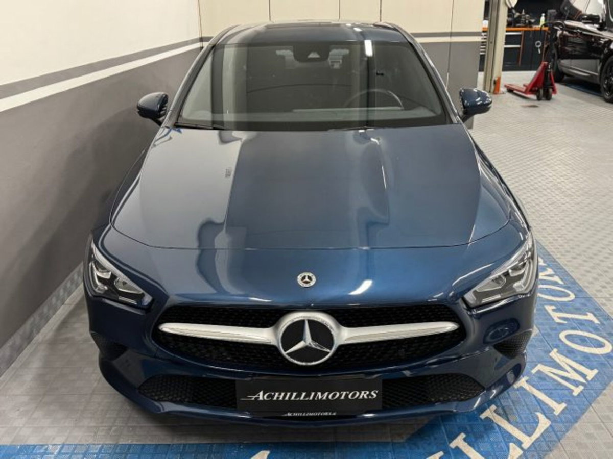Mercedes-Benz CLA 200 d Automatic Business (3)