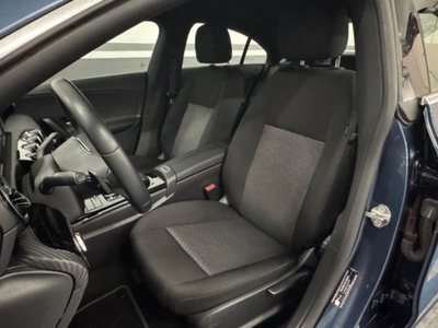 Mercedes-Benz CLA 200 d Automatic Business (9)