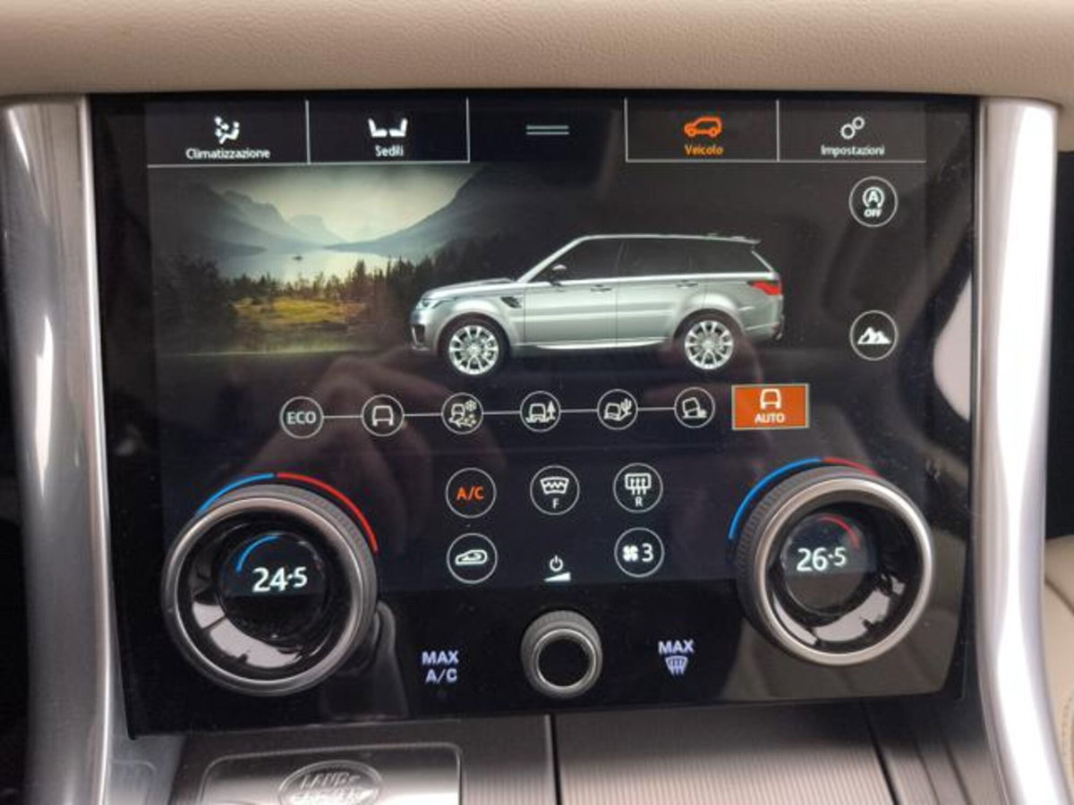 Land Rover Range Rover 3.0d i6 mhev HSE awd 249cv auto (17)