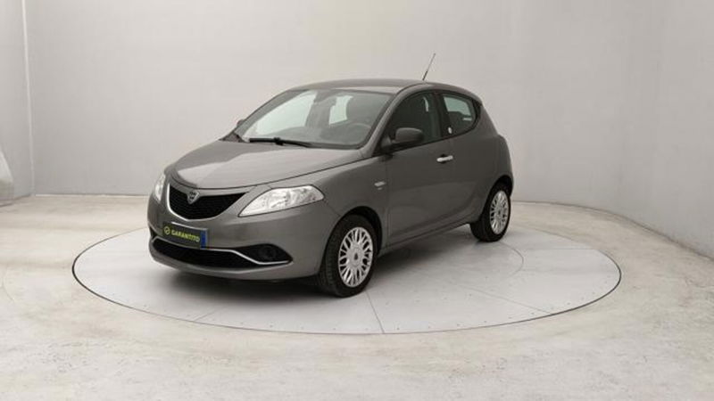 Lancia Ypsilon 1.2 69 CV 5 porte GPL Ecochic Silver