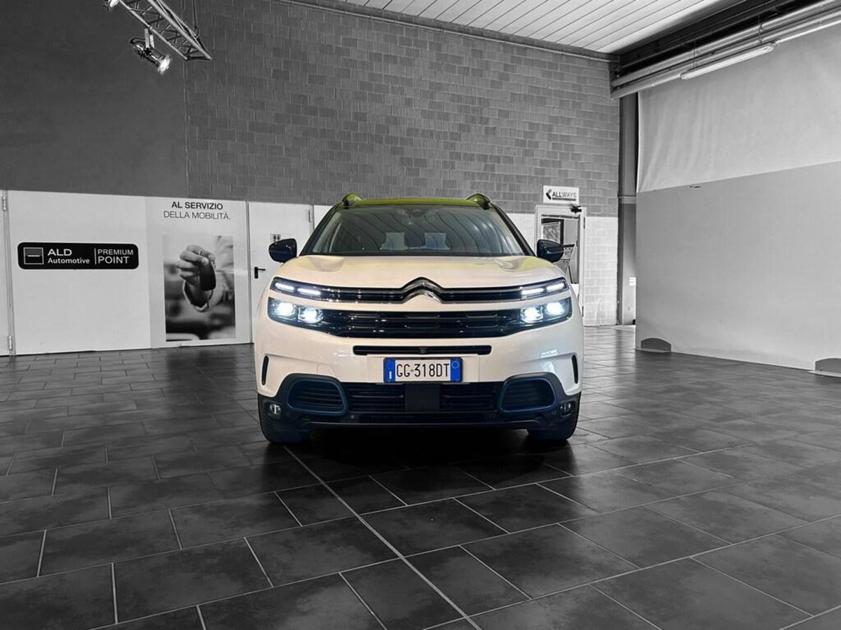 Citroen C5 Aircross Aircross Hybrid 225 E-EAT8 Shine (2)