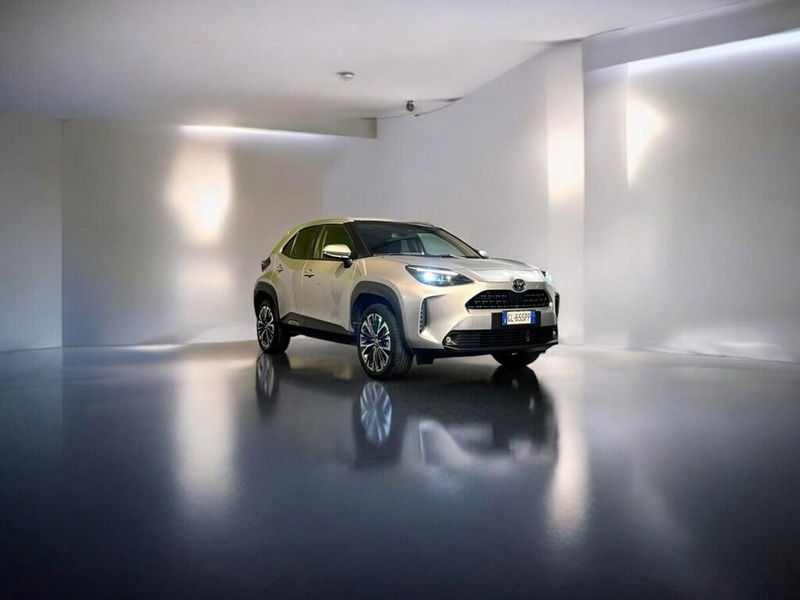 Toyota Yaris Cross 1.5h GR Sport Black Sky fwd 116cv e-cvt