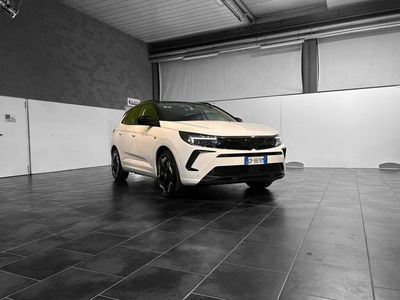 Opel Grandland 73kWh full electric GS awd 325cv usata