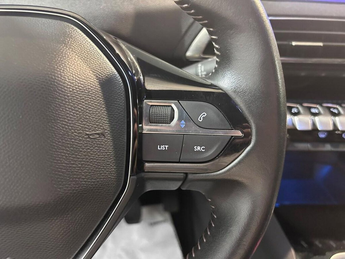 Peugeot 3008 PureTech Turbo 130 S&S Active Pack (12)