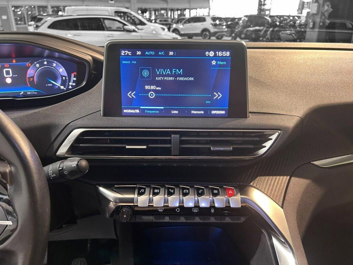 Peugeot 3008 PureTech Turbo 130 S&S Active Pack (14)