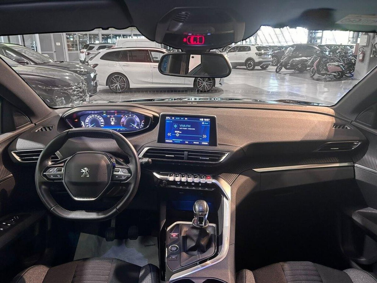 Peugeot 3008 PureTech Turbo 130 S&S Active Pack (8)