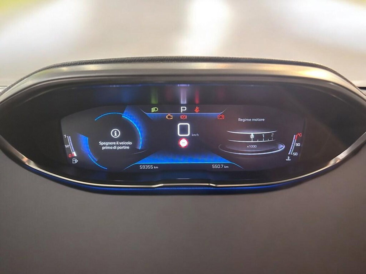 Peugeot 3008 BlueHDi 130 S&S EAT8 Active Pack (9)