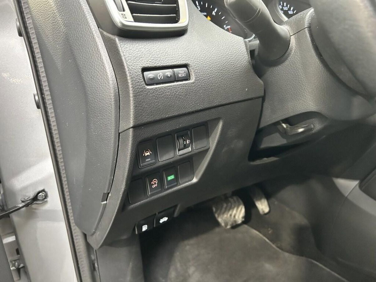 Nissan Qashqai 1.5 dCi 115 CV DCT Business (10)