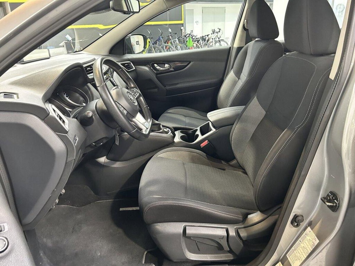 Nissan Qashqai 1.5 dCi 115 CV DCT Business (7)