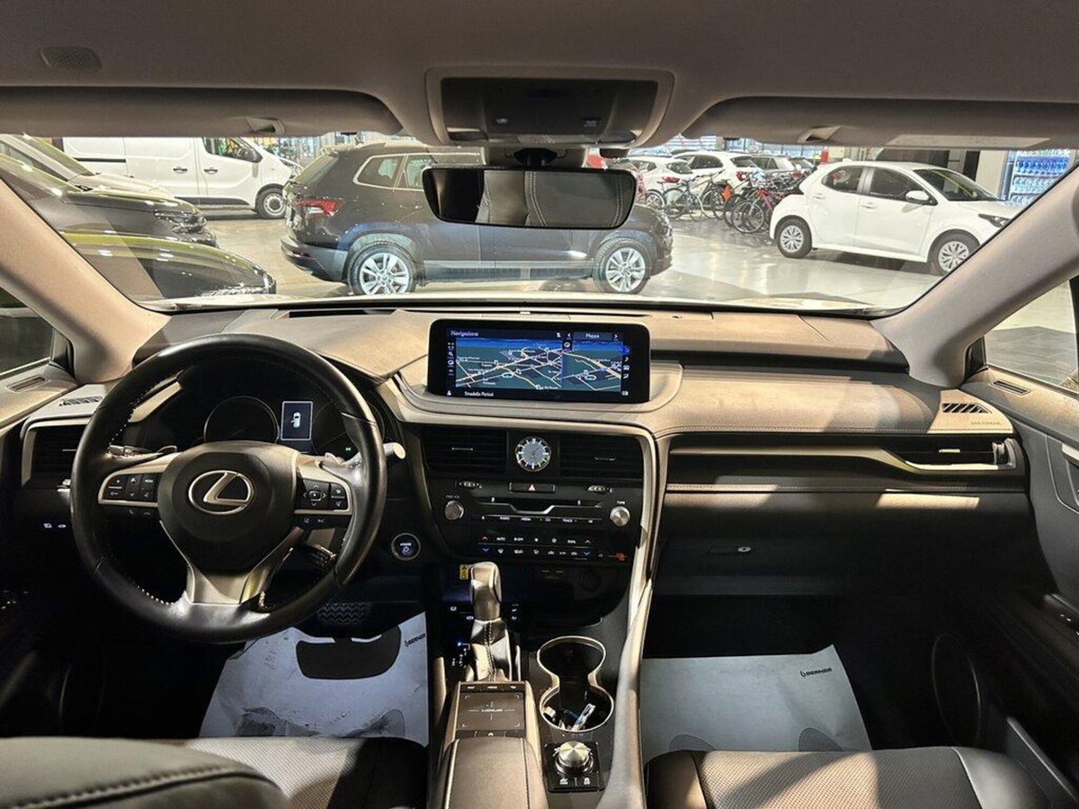 Lexus RX L Hybrid Executive (10)