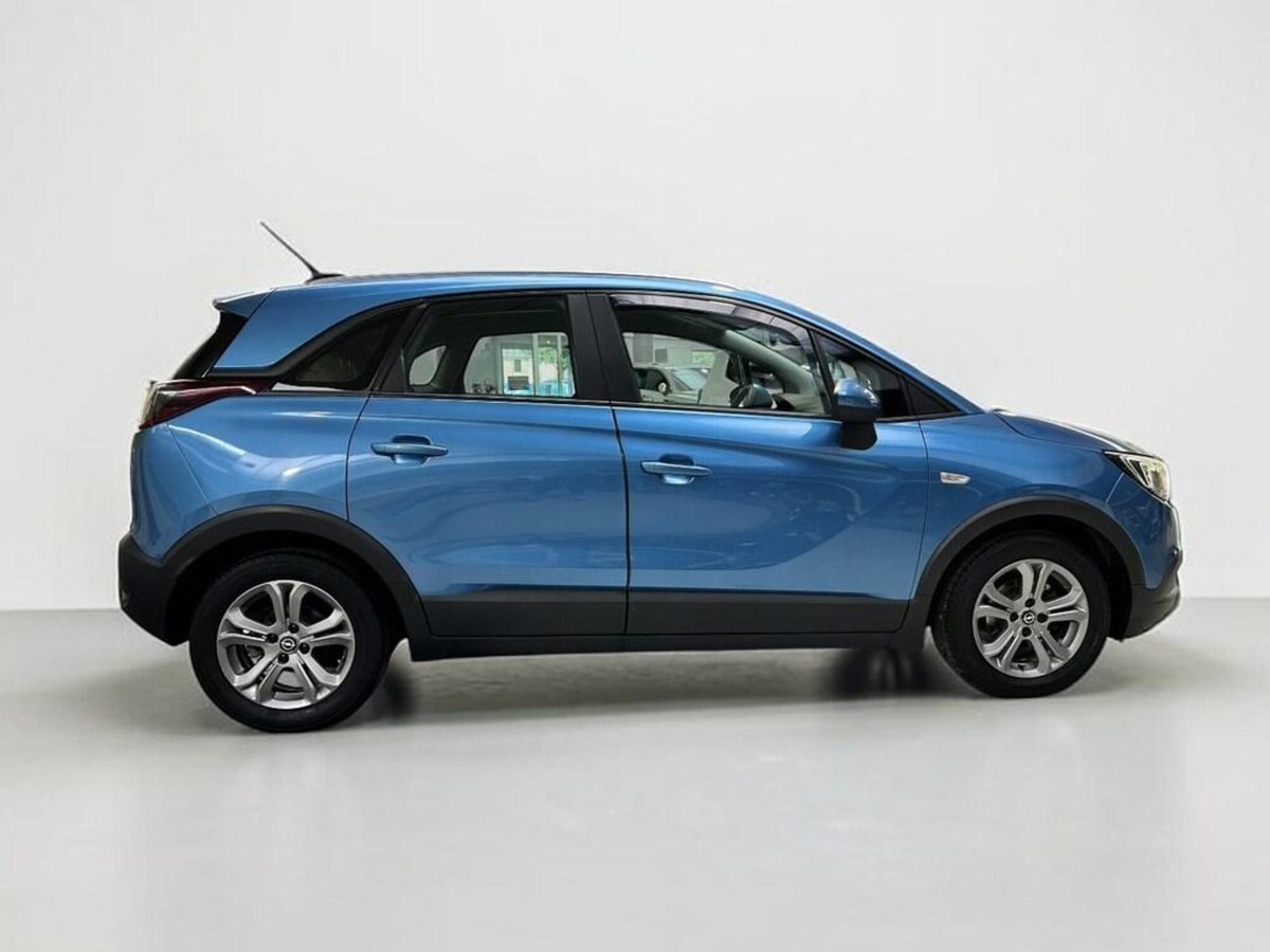 Opel Crossland X 1.2 12V Advance (5)
