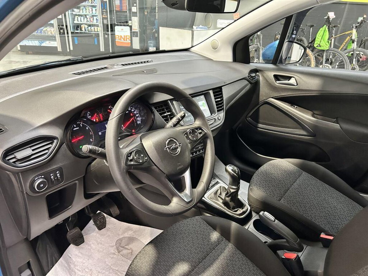 Opel Crossland X 1.2 12V Advance (8)