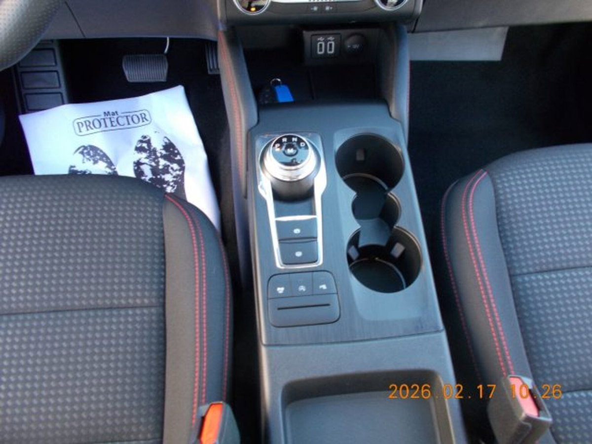 Ford Kuga 1.5 EcoBlue 120 CV 2WD ST-Line (15)