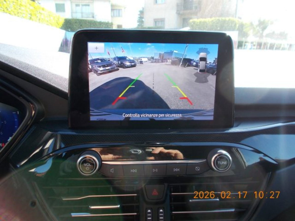 Ford Kuga 1.5 EcoBlue 120 CV 2WD ST-Line (9)