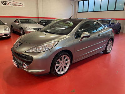 Peugeot 207 Cabrio VTi 120CV CC Roland Garros usata