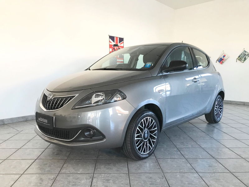 Lancia Ypsilon 1.0 FireFly 5 porte S&S Hybrid Ecochic A. Ferretti