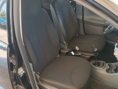 Toyota Aygo 1.0 12V VVT-i 5 porte Sol (7)