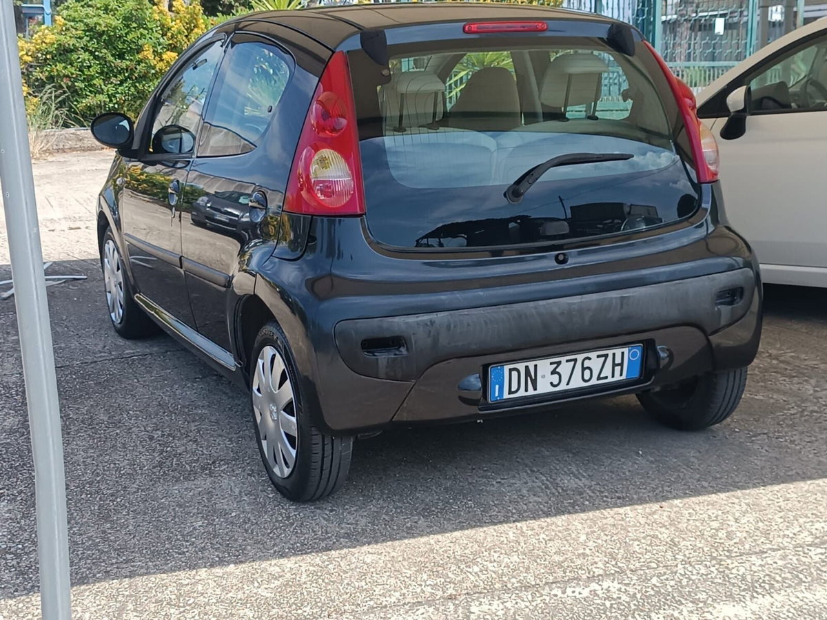 Peugeot 107 68CV 5p. Sweet Years (12)