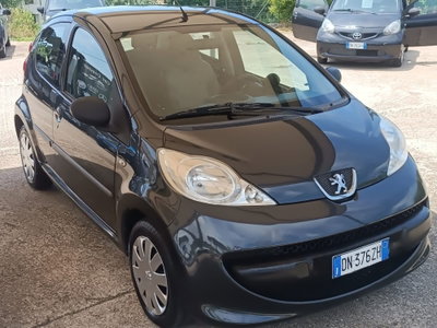 Peugeot 107 68CV 5p. Sweet Years (17)